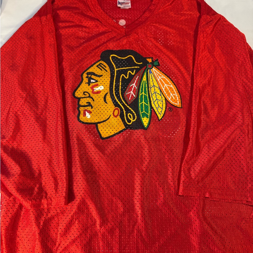 CHICAGO BLACKHAWKS ice hockey NHL JERSEY red MESH Pullover Meijer